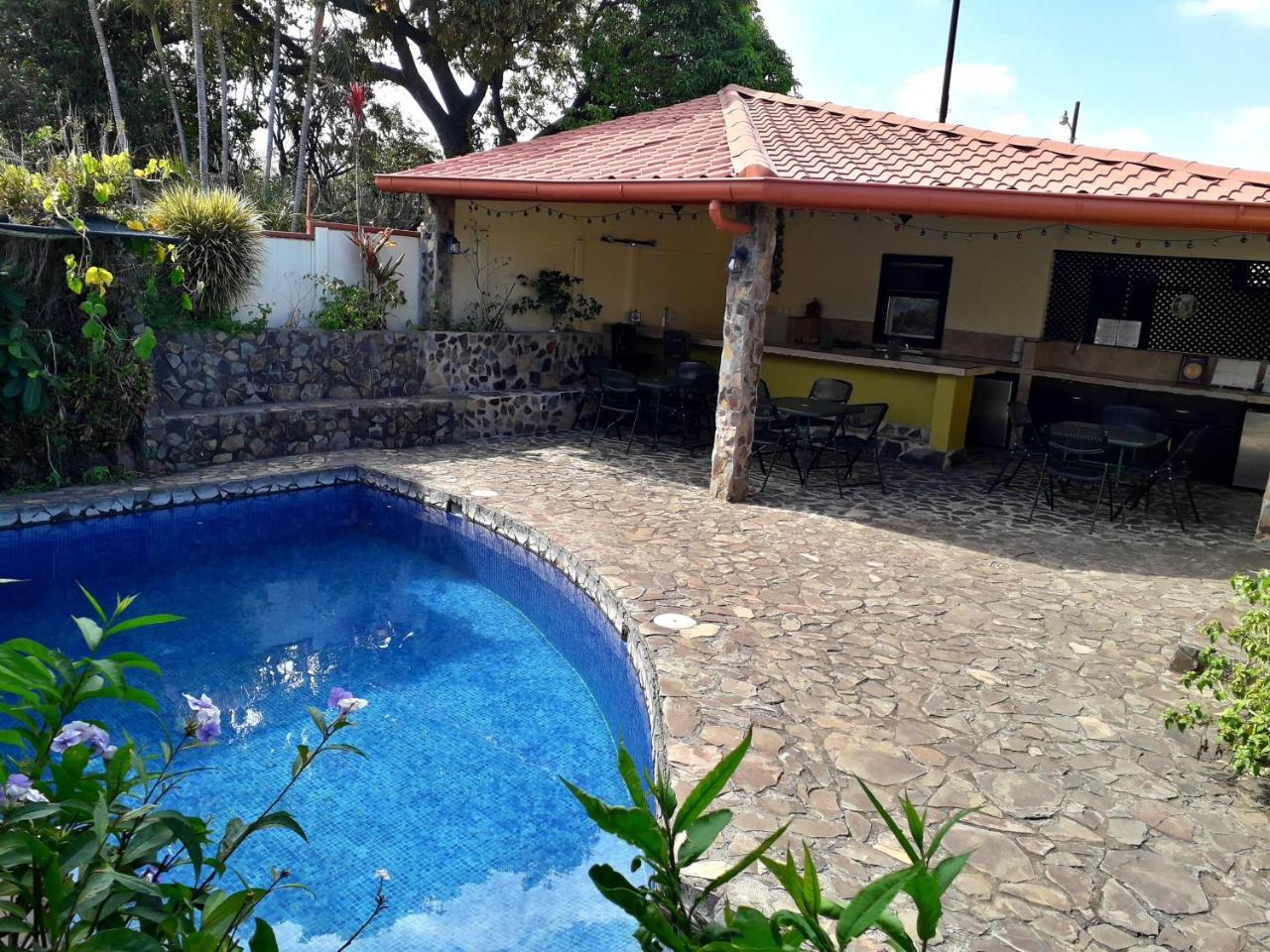 Dos Palmas Studio Apartments Rio Segundo ภายนอก รูปภาพ